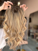 Topper de encaje Chanel de 16 pulgadas
