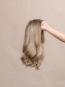 Chloe 18" Perücke